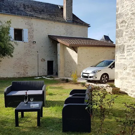 Truite Fario, Fish And Semesterbostad *